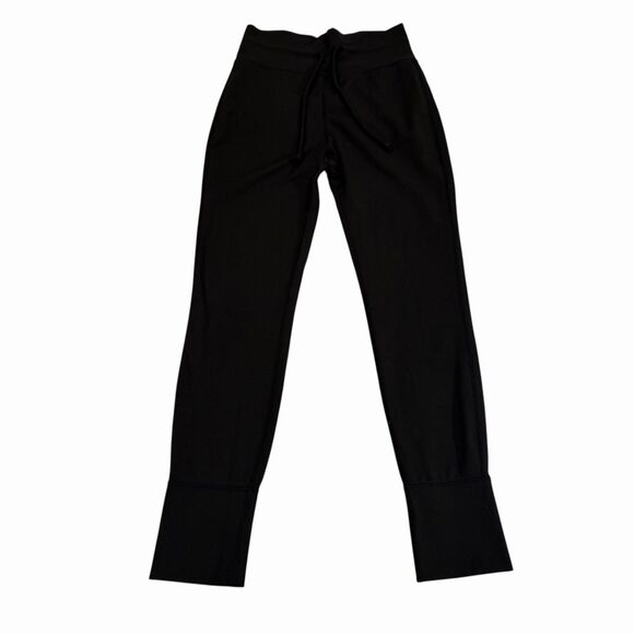 Kittenish Pants - Kittenish Black Leggings‎ Women's Yoga Pants Medium Stretch Jessie James Decker
